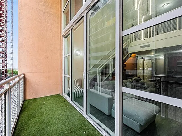 244 Biscayne Blvd #651 — Photo 25