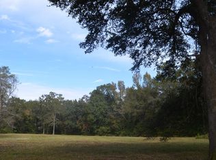 16 Liberty Rd, Picayune, MS 39466