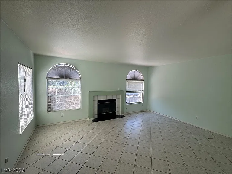 2604 Autumn Blaze Ave — Photo 6