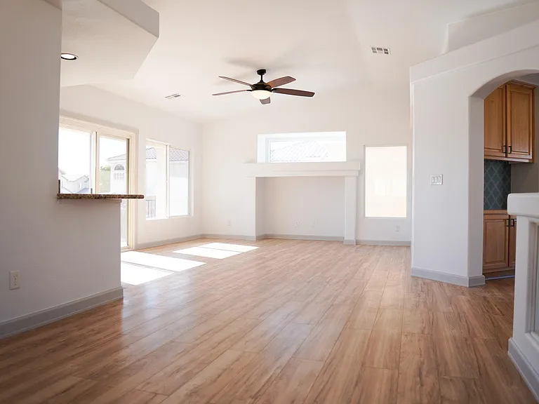 6219 White Point Ct — Photo 1