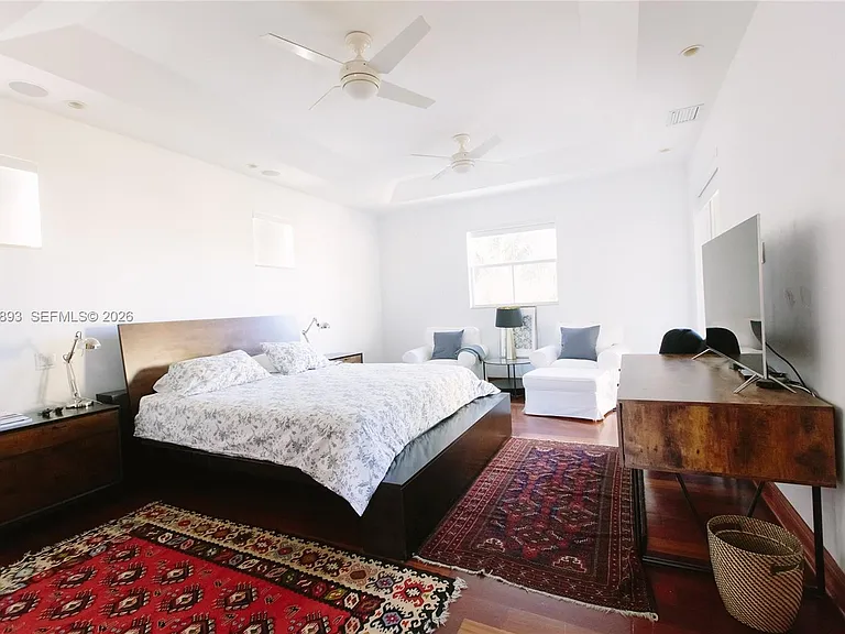 335 W Enid Dr — Photo 25