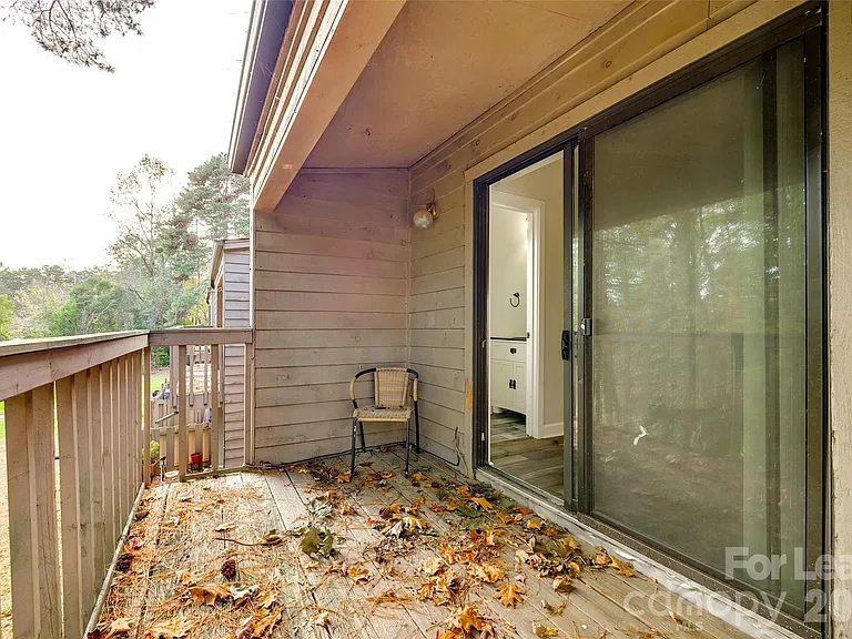 4158 Charlotte Hwy #F — Photo 18