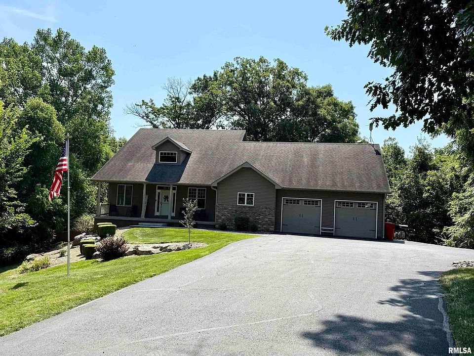 1st image of 22686 White Oaks Ln