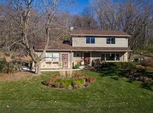 6003 Stoneybrook Dr, Minnetonka, MN 55345
