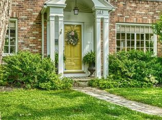 143 Willowbend Rd, Rochester, NY 14618