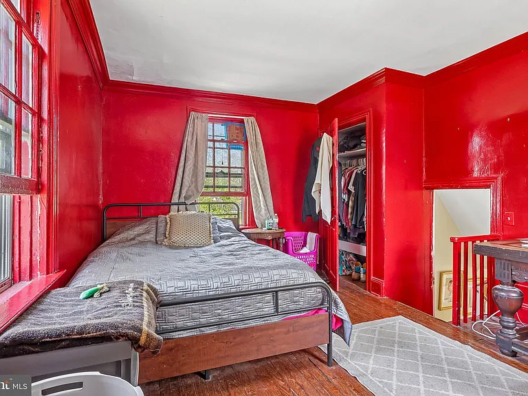 2167 Brunswick Ave — Photo 32