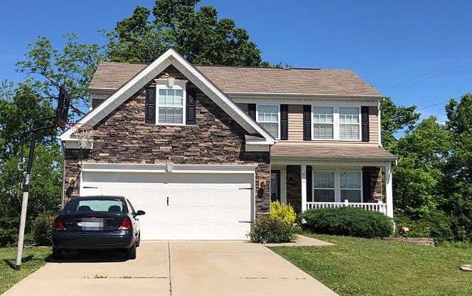 1st image of 910 Darlington Creek Dr