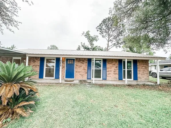 731 University Dr, Lake Charles, LA 70605