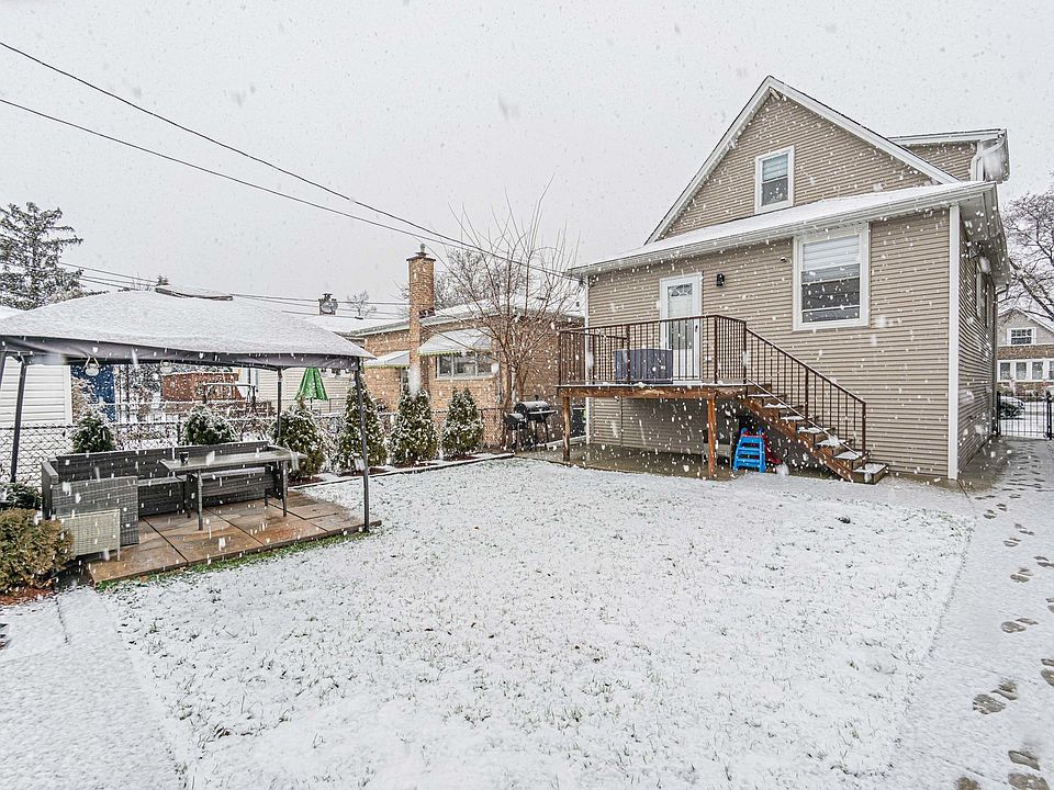 2nd image of 3424 N Oriole Ave
