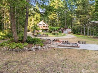 110 NE Lakeway Dr, Belfair, WA