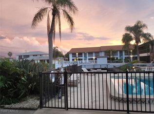 3935 Country Club Blvd APT 11, Cape Coral, FL 33904