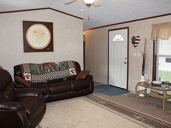Living Room / Front Door