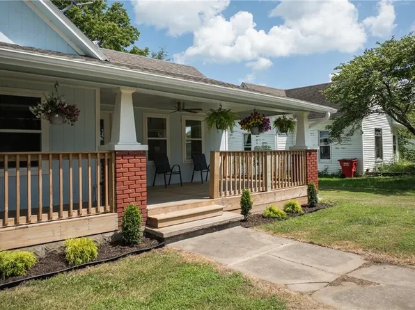 409 N Main St, Blackburn, MO 65321