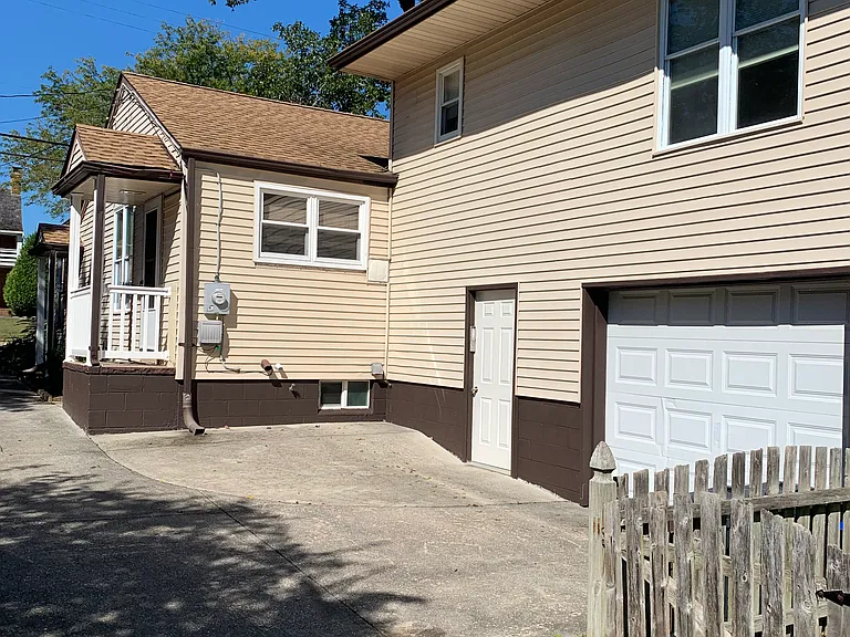 1206 Oak Ave — Photo 23