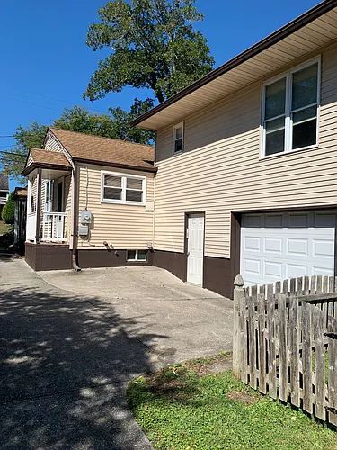 1206 Oak Ave Photo 1