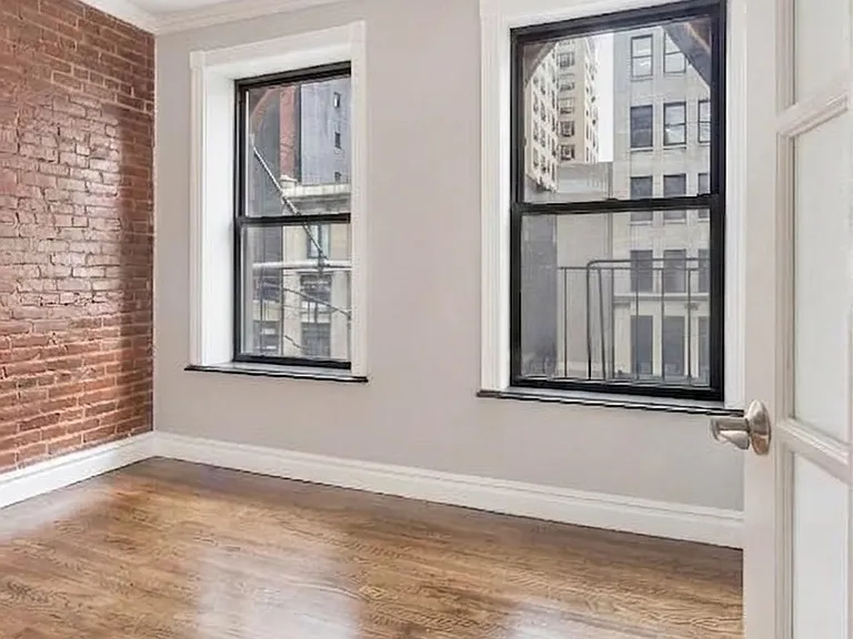 221 E 23rd St #6 — Photo 3