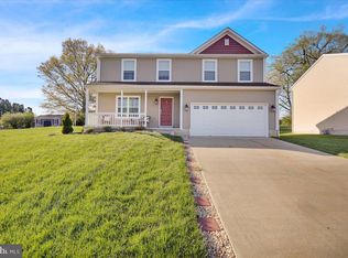 74 Nantucket Dr, Reading, PA 19605