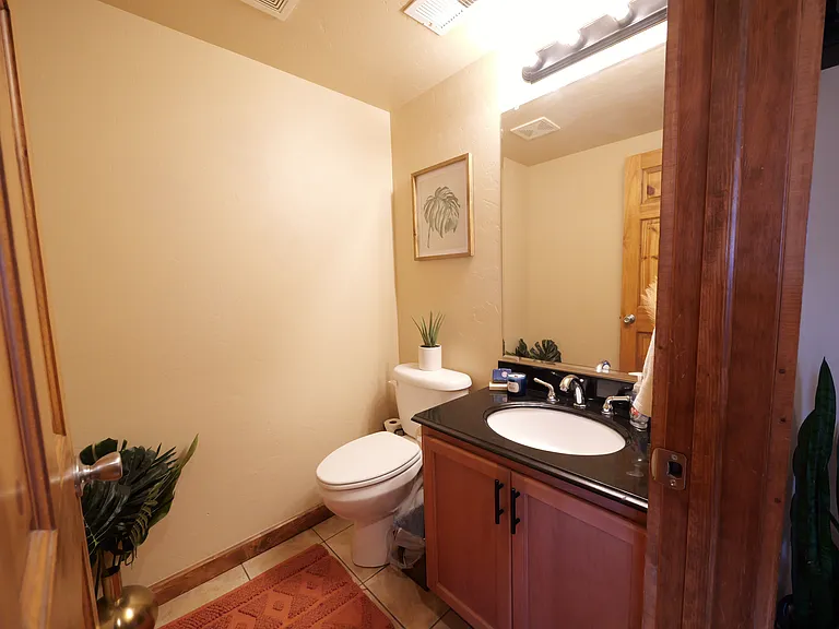 507 N 12th St #A — Photo 11
