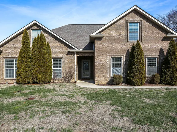 3610 Genoa Dr, Murfreesboro, TN 37128