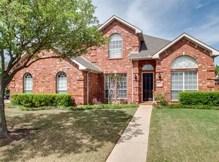 1208 Chinaberry Dr, Flower Mound, TX 75028