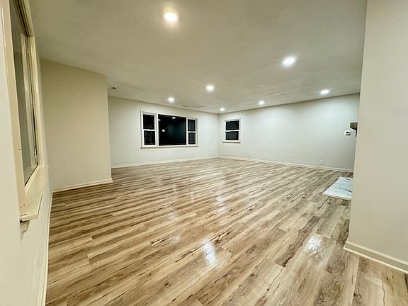 4th image of 1517 Costello Dr