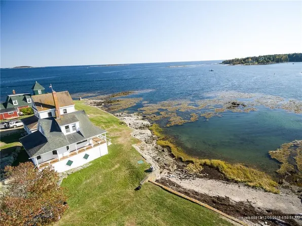 10 Willis Strait Rd, Orrs Island, ME 04066