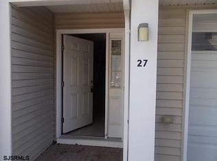 27 Chelsea Ct, Atlantic City, NJ 08401