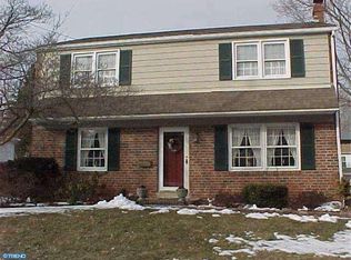 4951 Grant Dr, Brookhaven, PA