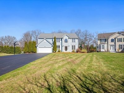 16 Blackstone Ln, South Grafton, MA, 01560