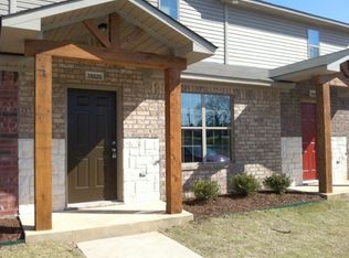 Coming Soon! 1 Bedroom 1.5 Bath Townhome for Rent in Lindale, Lindale, TX 75771