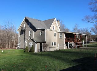 172 Musconetcong River Rd #1, Glen Gardner, NJ 08826