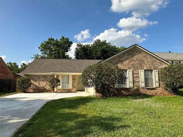 3319 Green Fields Dr