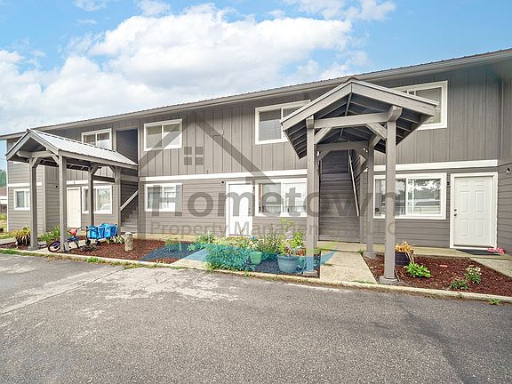 3rd image of 301 W 2nd Ave Unit 4