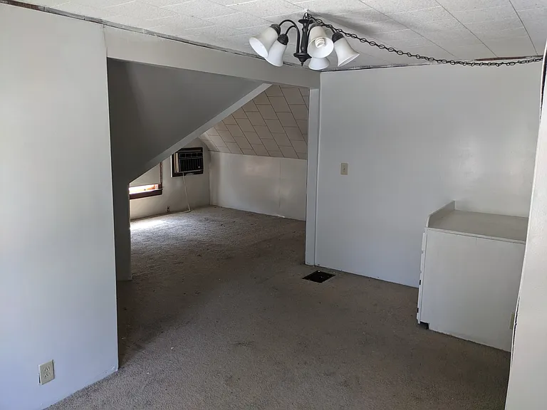 1723 W Fredonia Ave — Photo 9