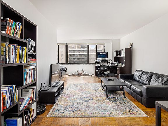 3rd image of 382 Central Park W APT 12G