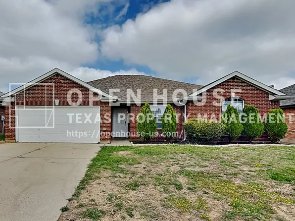 2012 Wahoo Dr, Mansfield, TX 76063