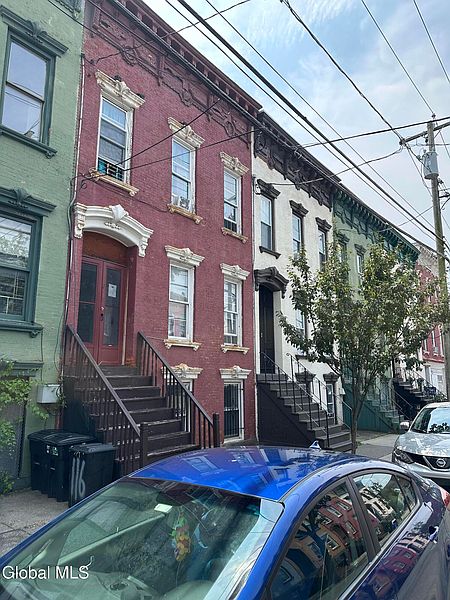 2nd image of 116 Lark Street