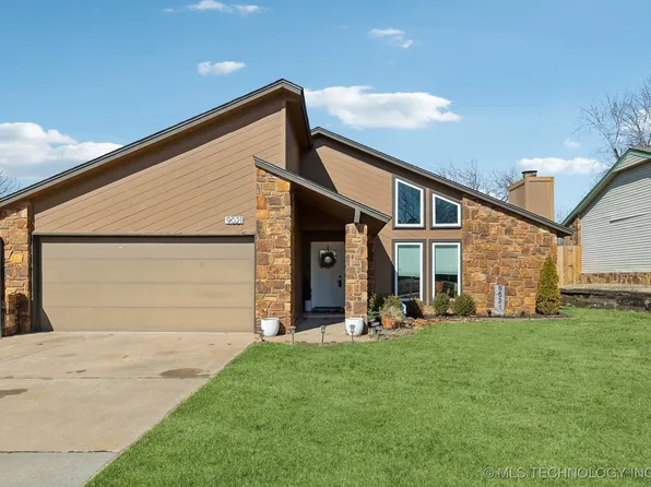 9021 E 95th St, Tulsa, OK 74133