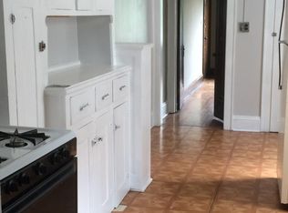 11107 Fortune Ave APT 19, Cleveland, OH 44111