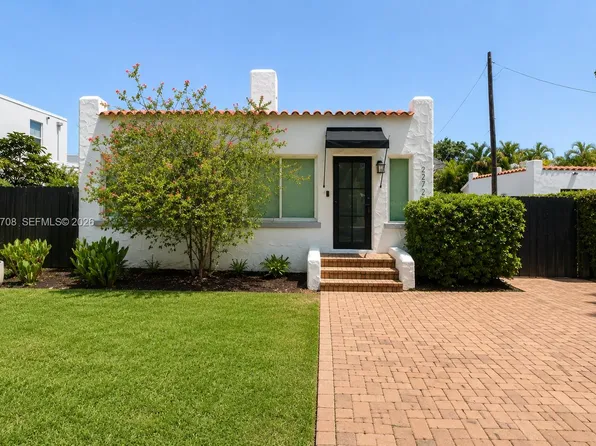 2272 SW 11th Ter, Miami, FL 33135