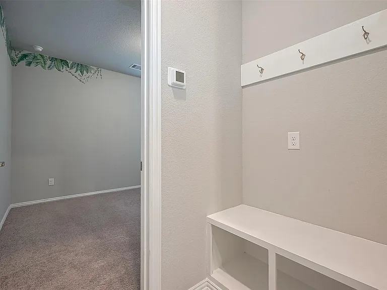 31415 Conover Dr — Photo 28