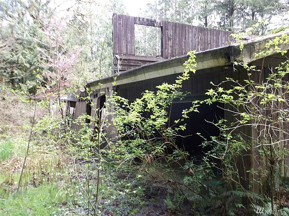 3rd image of 61 E Jody Lynn Ln