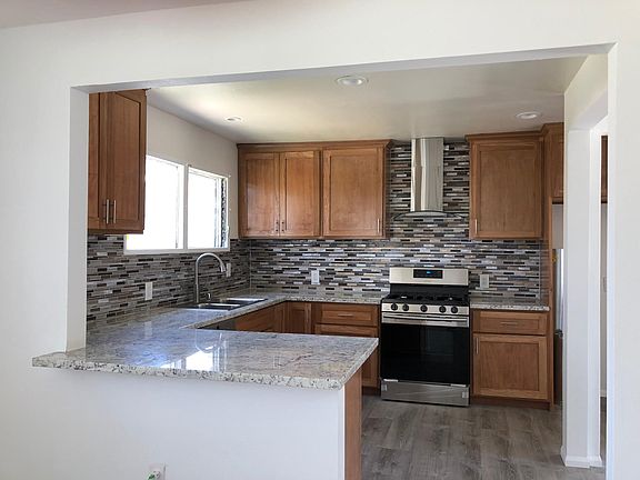2nd image of 11126 Dune St