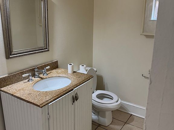 3rd image of 1808 Elysian Fields Ave #5