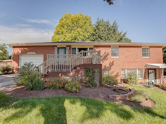 2nd image of 15 Kendall Dr
