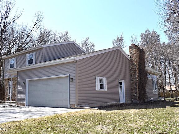 2nd image of 103 Westwood Ct