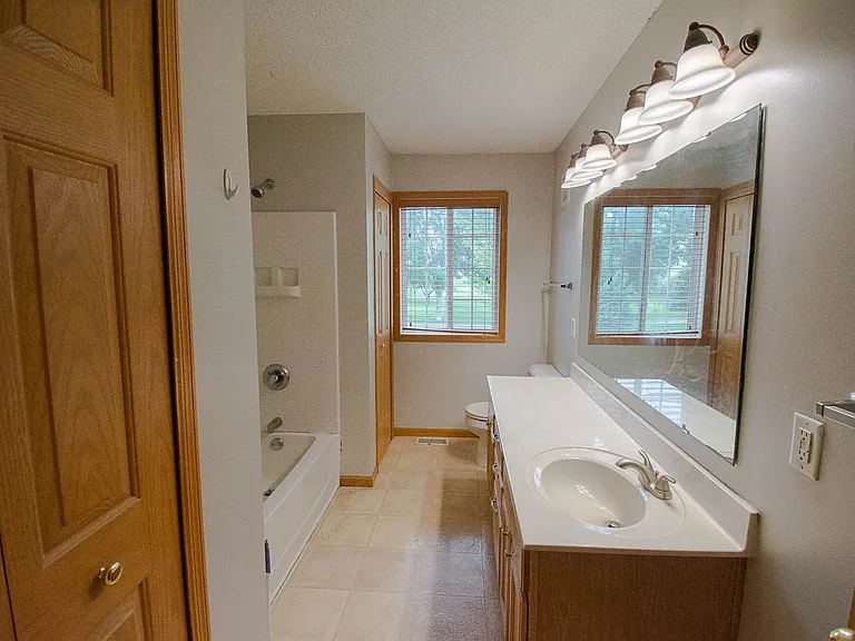 2827 Agate Pl NW — Photo 12