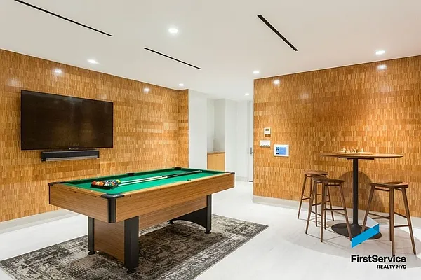 Rented by FirstService Realty (legacy) | media 7