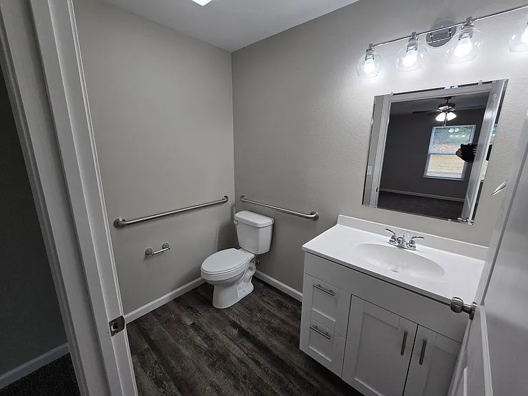 101 Goldfinch Dr — Photo 10