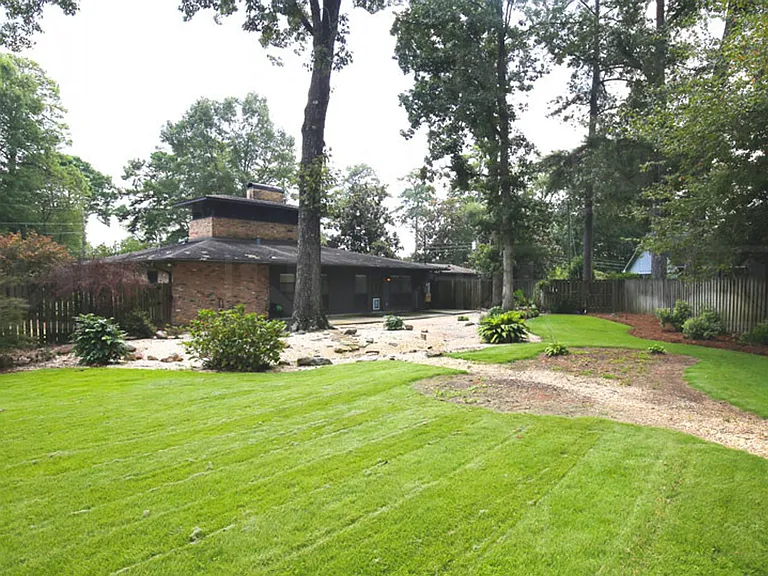 3828 Arundel Dr — Photo 26